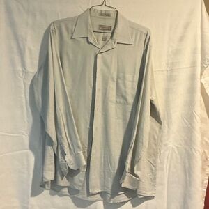 Elegant Men's White Dress Shirt